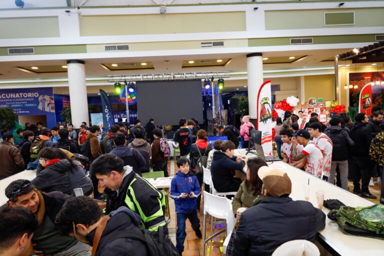Curicó Esports lidera escena gamer en el Maule con histórica jornada