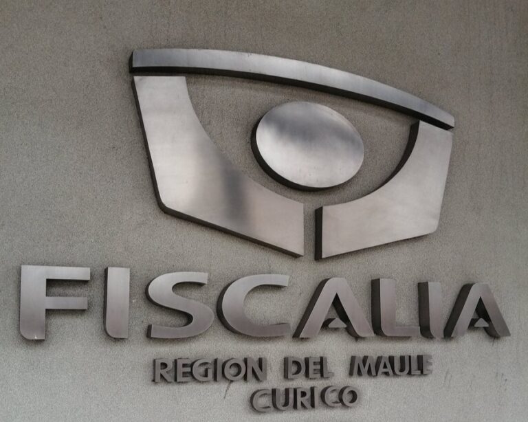 Prisión preventiva para matrimonio que secuestró a chofer en Curicó