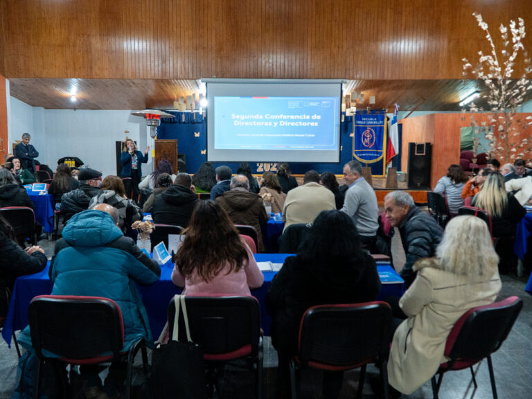 Califican como exitoso 2° encuentro de directoras y directores