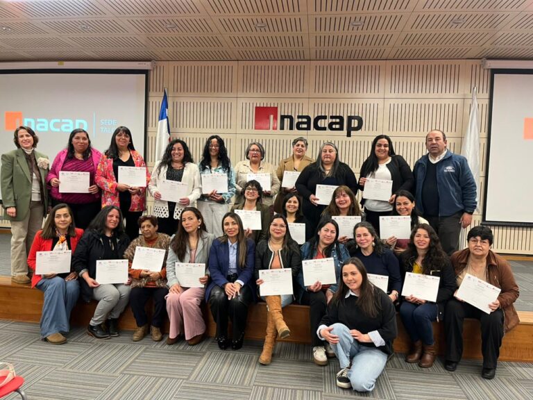 26 emprendedoras de San Clemente se certifican en INACAP