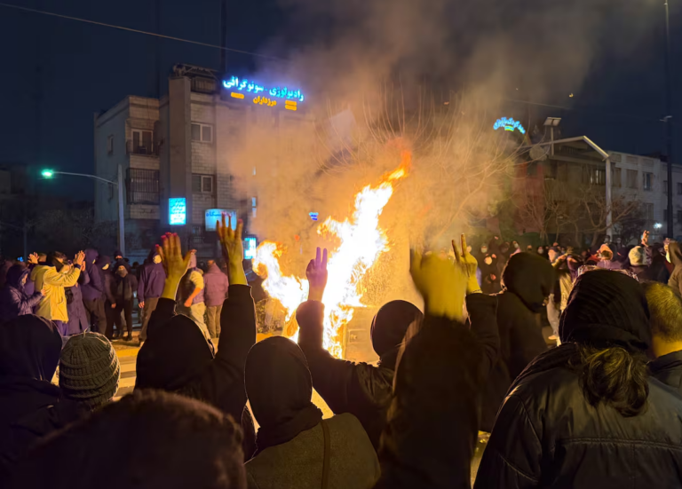 Alarma internacional: denuncian más de 12 mil muertos en protestas en Irán