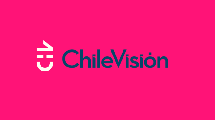 Ola de críticas a Chilevisión por exhibir cruda imagen de fallecido durante explosión de camión Gasco