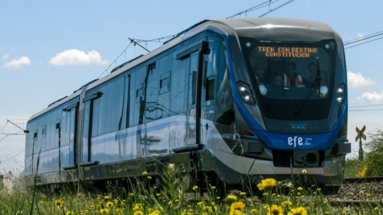 Nuevos trenes inician salida comercial en el Ramal Talca-Constitución: revisa valor, horarios y beneficios
