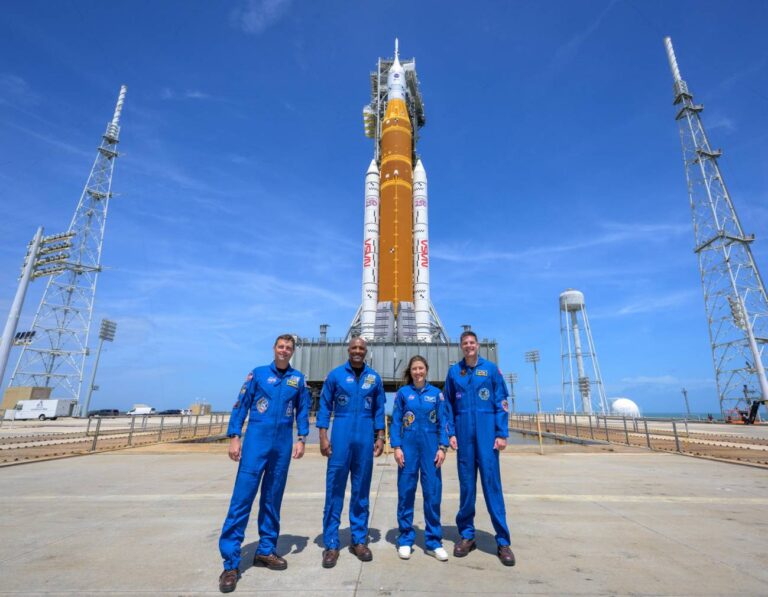 Artemis II despega hoy: hora y dónde ver en vivo en Chile la histórica misión de la NASA