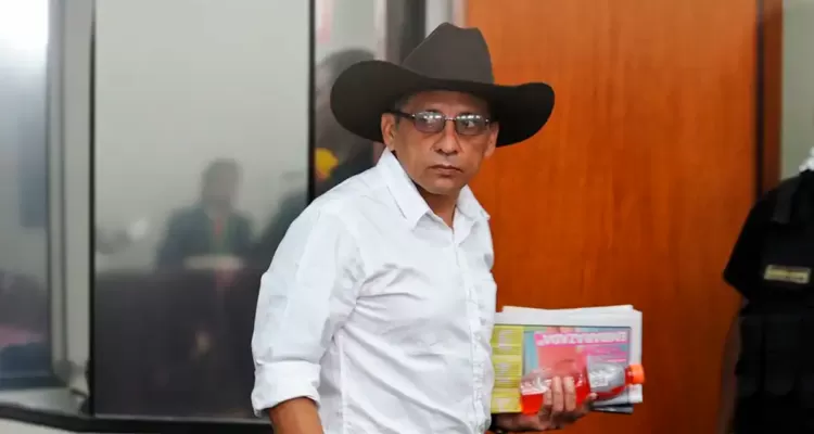 Político peruano afirma que recuperaría Arica y Tarapacá por vía diplomática o armada