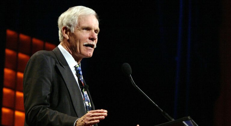Muere Ted Turner a los 87 años, fundador de CNN y pionero de la TV global