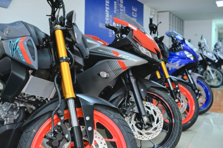 Más chilenos optan por motos para reducir costos y tiempos: scooters lideran las búsquedas