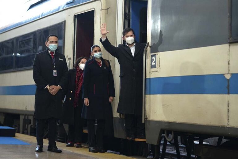 Curicó: Presidente Boric llegará hasta la región del Maule en tren