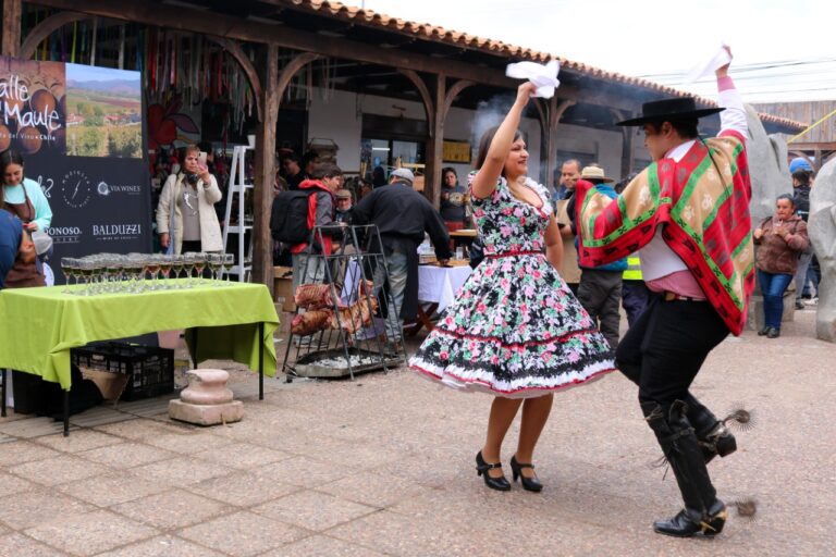 Municipalidad de San Clemente dio la bienvenida al cambio de estación turística