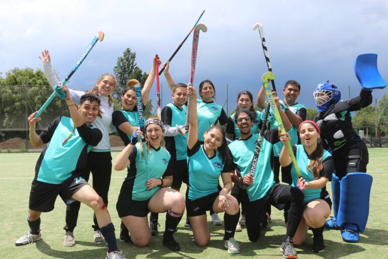 Equipo Hockey Talca busca apoyo para seguir promoviendo el deporte en la región