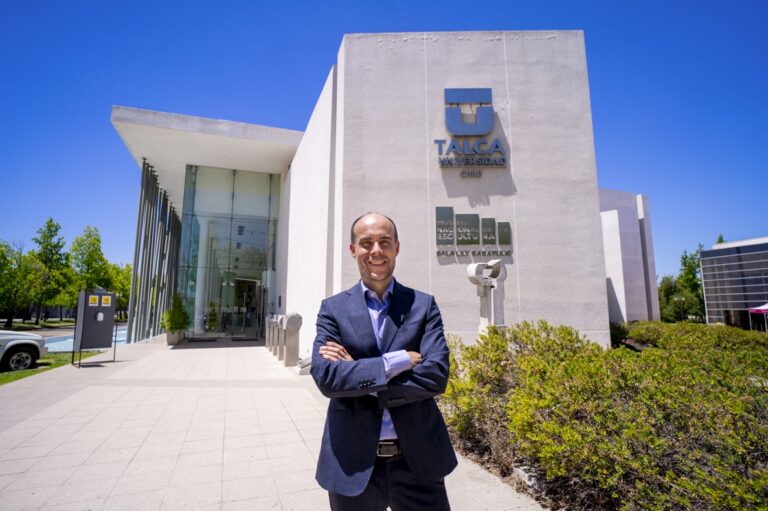 Exclusiva: Carlos Torres Fuchslocher rector de la Universidad de Talca, cuenta cuáles son las proyecciones de la Casa de Estudios para 2023