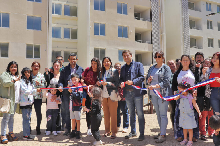 Constitución: 80 familias se sumaron a condominio de integración “Rocas de la Iglesia”