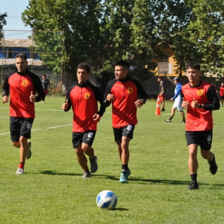 Rangers comenzó su pretemporada con plantel casi completo