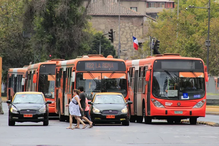 Político del Maule criticó duramente al Gobierno por congelar los precios del transporte público sólo en la Región Metropolitana