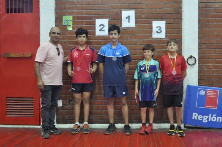 Finaliza Open Regional de Tenis de mesa con un gran marco de público 