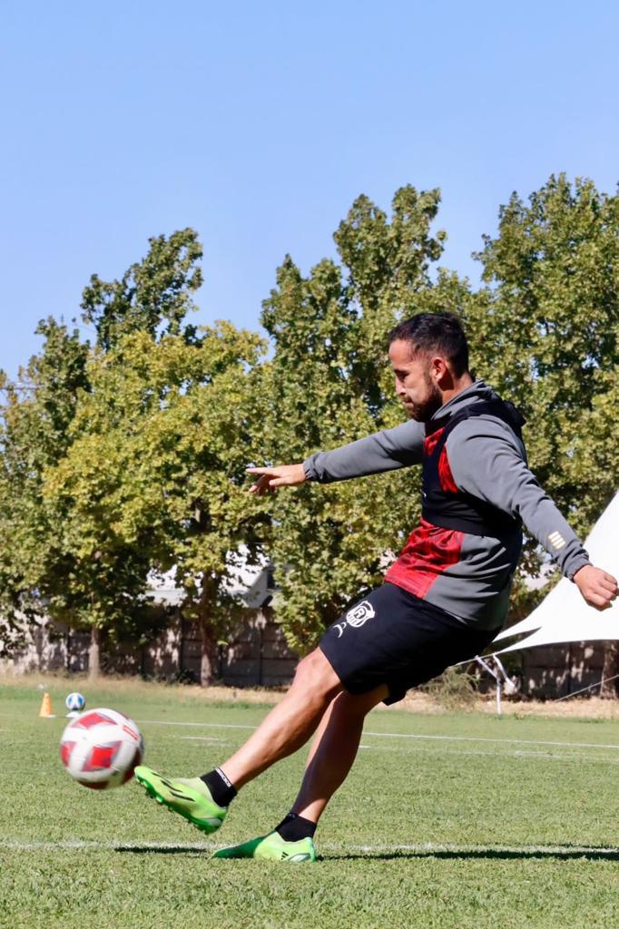 Un Rangers mermado se prepara para su debut frente a Deportes Santa Cruz