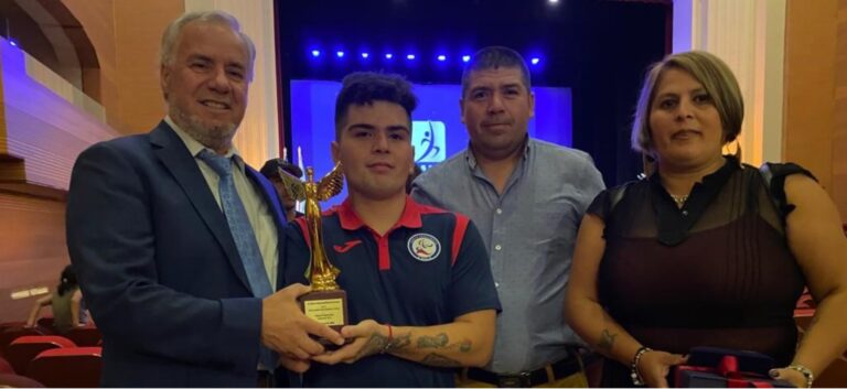 Nadador paralímpico de Linares representará a Chile en el World Series Lignano Sabbiadoro