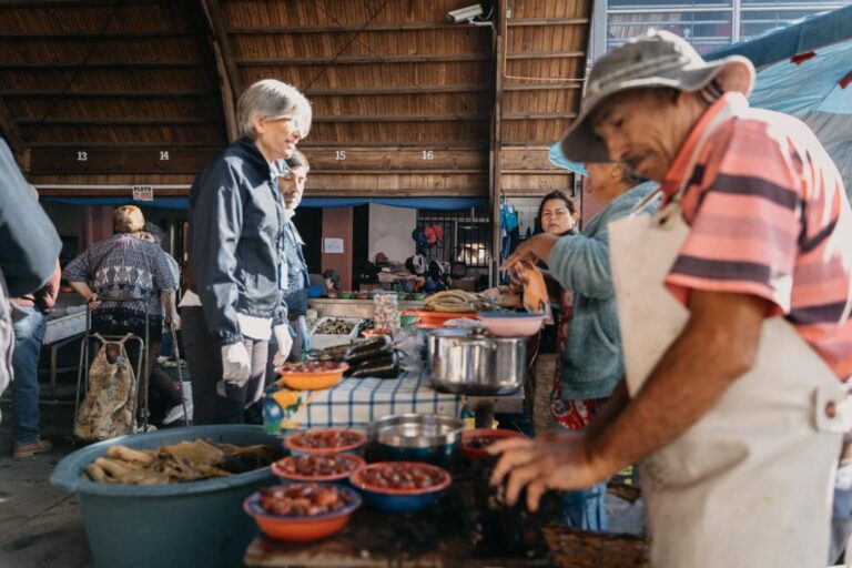 Semana Santa: Seremi de Salud Maule fiscalizó productos del mar en Cauquenes y Pelluhue