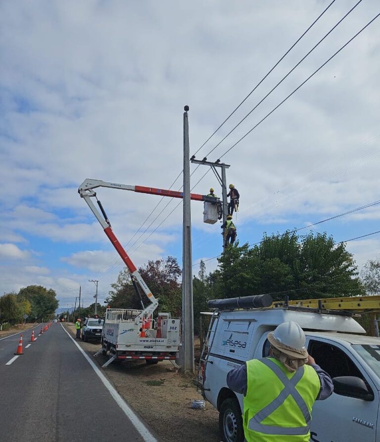 CGE extiende 10 kms de infraestructura eléctrica en Pelarco y San Rafael 