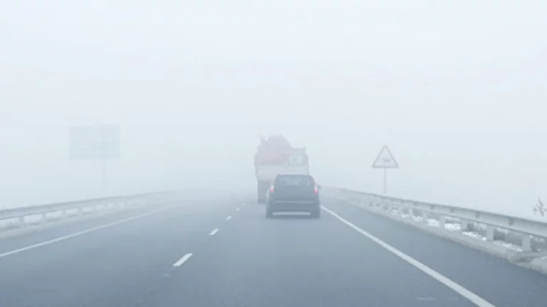 El Maule está por sobre las estadísticas promedio en accidentes de tránsito: aquí algunas recomendaciones cuando el clima no acompaña