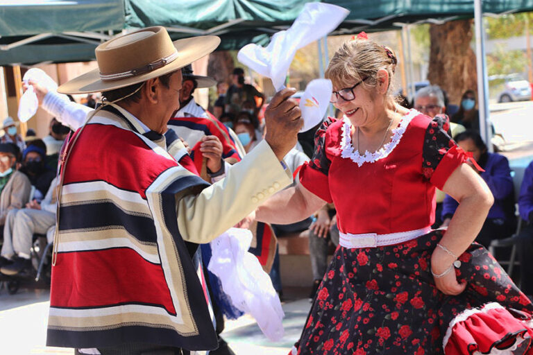 Parral: Campeonato comunal de Cueca del Adulto Mayores realizará este 26 de julio