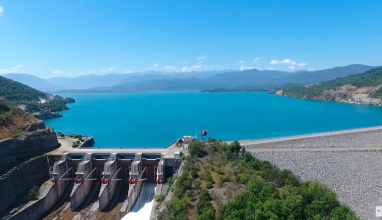 Embalse Colbún  permitirá el paso de toda el agua que ingrese por el río Maule 