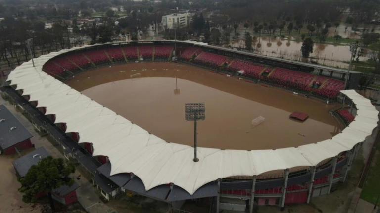 Comitiva de rangers visitó estadio de Cauquenes para buscar localía en los próximos partidos