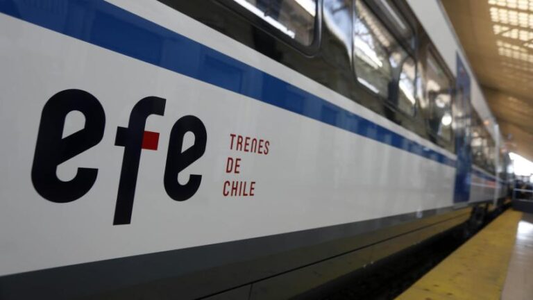 Linares: EFE aumentará oferta de trenes a durante feriado de agosto