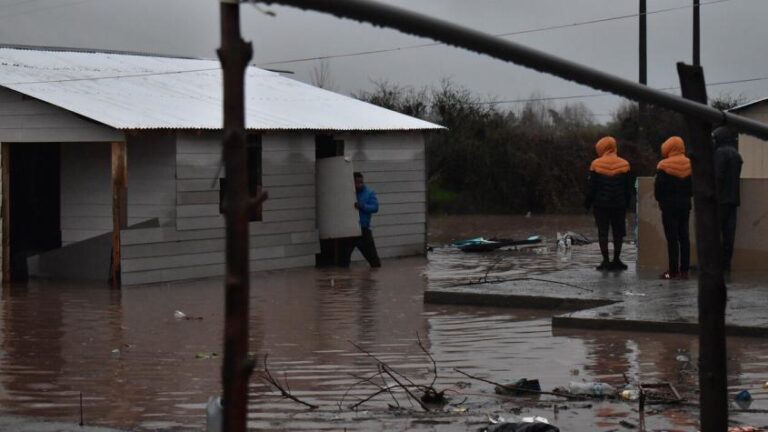 Se espera que las lluvias se intensifiquen durante este segundo día de frente climático