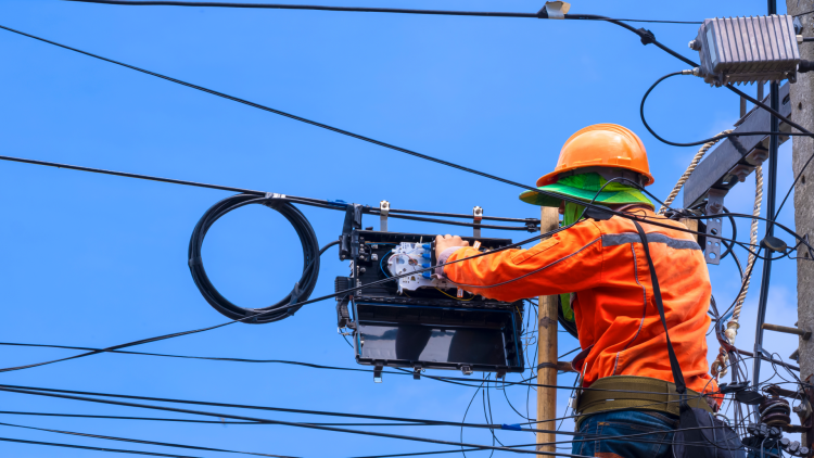 Romeral despide a trabajador que falleció tras descarga eléctrica