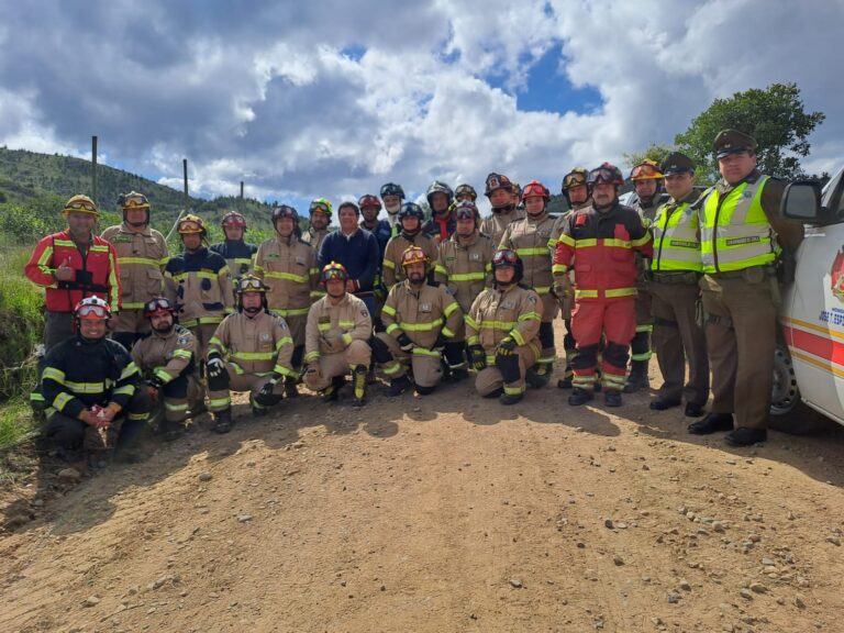 San Javier: Carabineros se prepara en combate contra incendios forestales