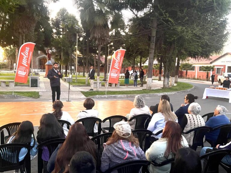 Molina: Renovada plaza es inaugurada en Lontué 