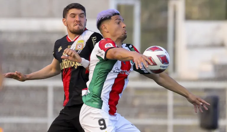 Palestino golea 4-0 a un ya descendido Curicó Unido