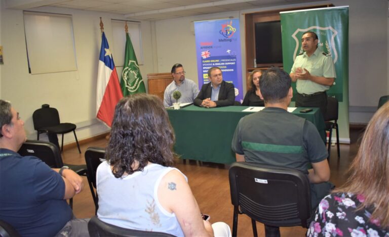 Gendarmería firma convenio con Instituto de Melting Pot para que funcionarios aprendan inglés