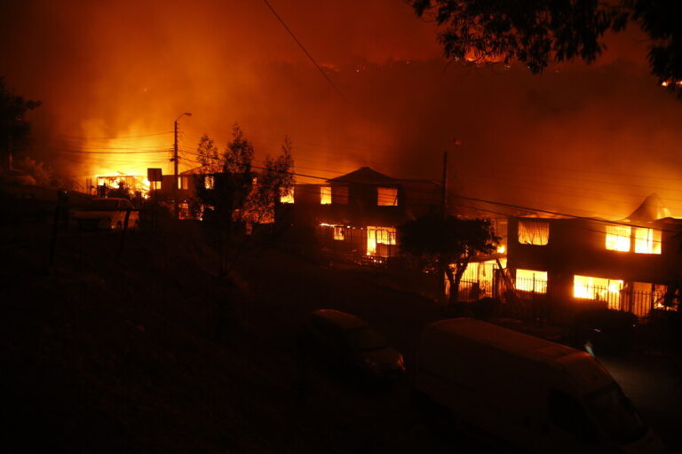 Valparaíso: decretan Estado de Catástrofe ante crítica situación por incendios