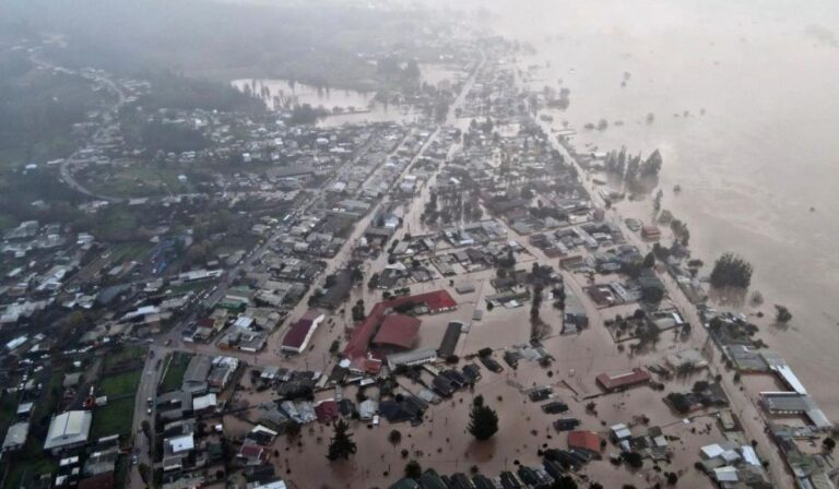 Contraloría detectó graves fallas en Senapred durante inundaciones en el Maule
