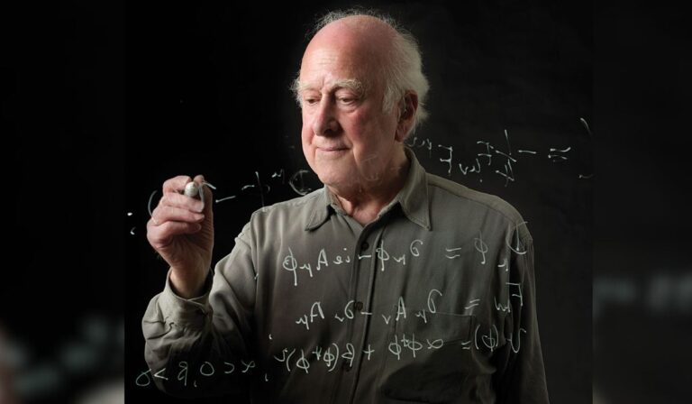Falleció Peter Higgs: El destacado físico británico que descubrió “la partícula de Dios”