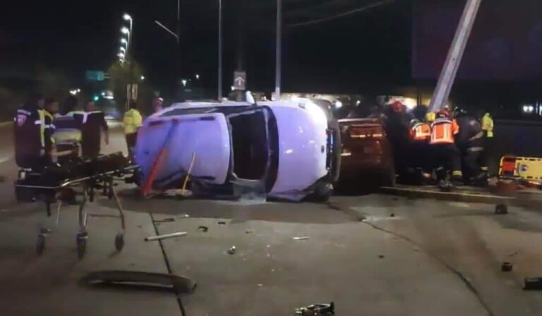 Linares: Violento accidente vehicular deja cuatro heridos y un muerto