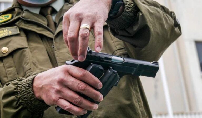 Carabineros en formación podrán usar armas durante prácticas policiales