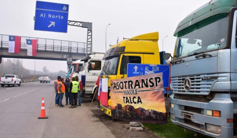 Camioneros del Maule aclaran que paralización sigue vigente: “No hemos tenido respuesta”