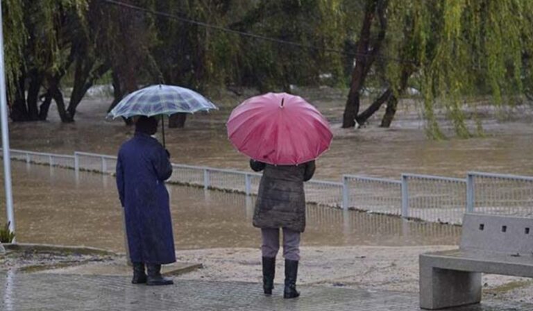 Autoridades coordinan acciones frente alerta por lluvias con isoterma alta en el Maule
