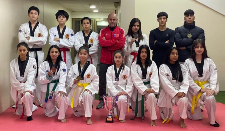 Talquinos destacaron en campeonato nacional de Taekwondo