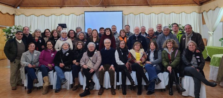 Reencuentro histórico: Ex estudiantes del Colegio Integrado San Pío X de Talca vuelven tras 47 Años