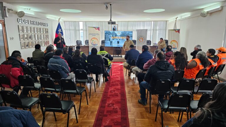 Prevención en el Maule: Vecinos se organizan y comparten buenas prácticas contra incendios