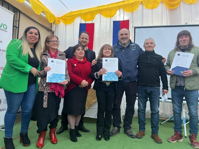 Diputado Jorge Guzmán celebra asignación de recursos que permitirá mejorar departamentos de los vecinos del sector San Luis de Talca 