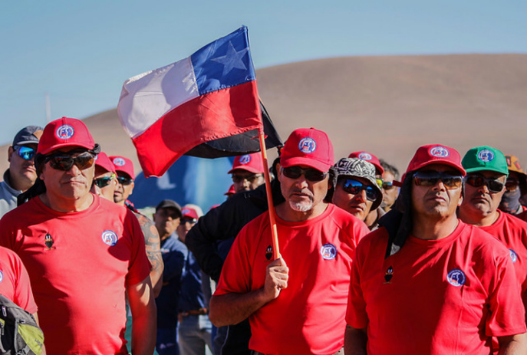 Huelga en Escondida impacta producción de cobre: Trabajadores y BHP en disputa por bonos