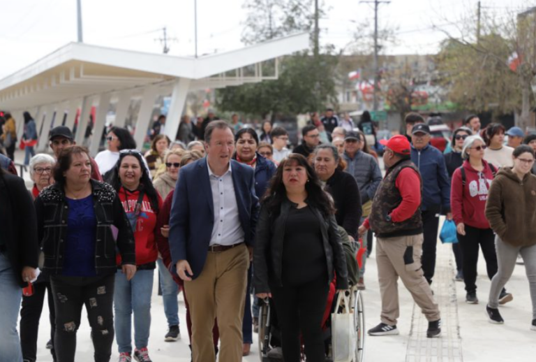 Alcalde de Talca inaugura renovado Parque El Trencito para la comunidad