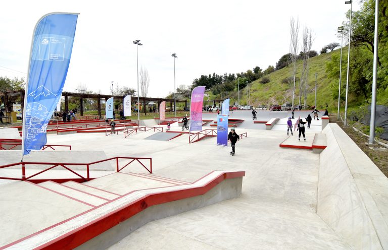 ¡De lujo! Inauguran Skatepark de alto estándar en el Parque Cerro Condell de Curicó