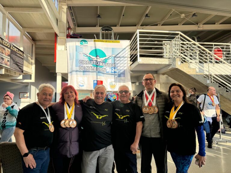 Natación: Club de Talca destaca con 10 medallas en campeonato nacional