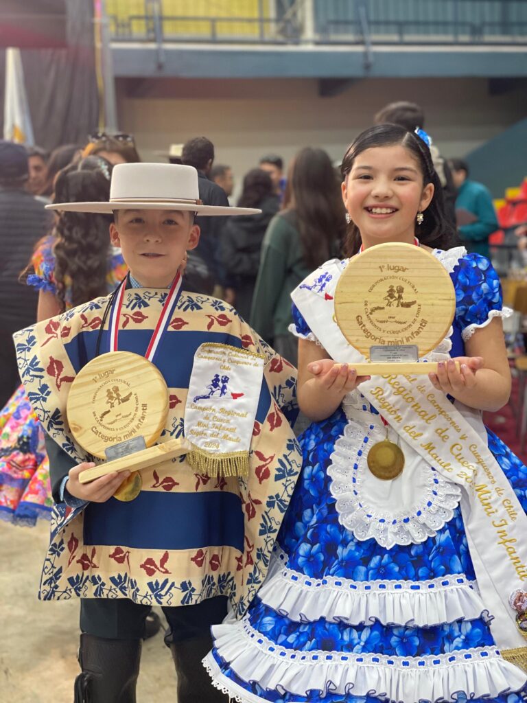 Niños talquinos Campeones Regionales de Cueca buscan apoyo para asistir al torneo Nacional